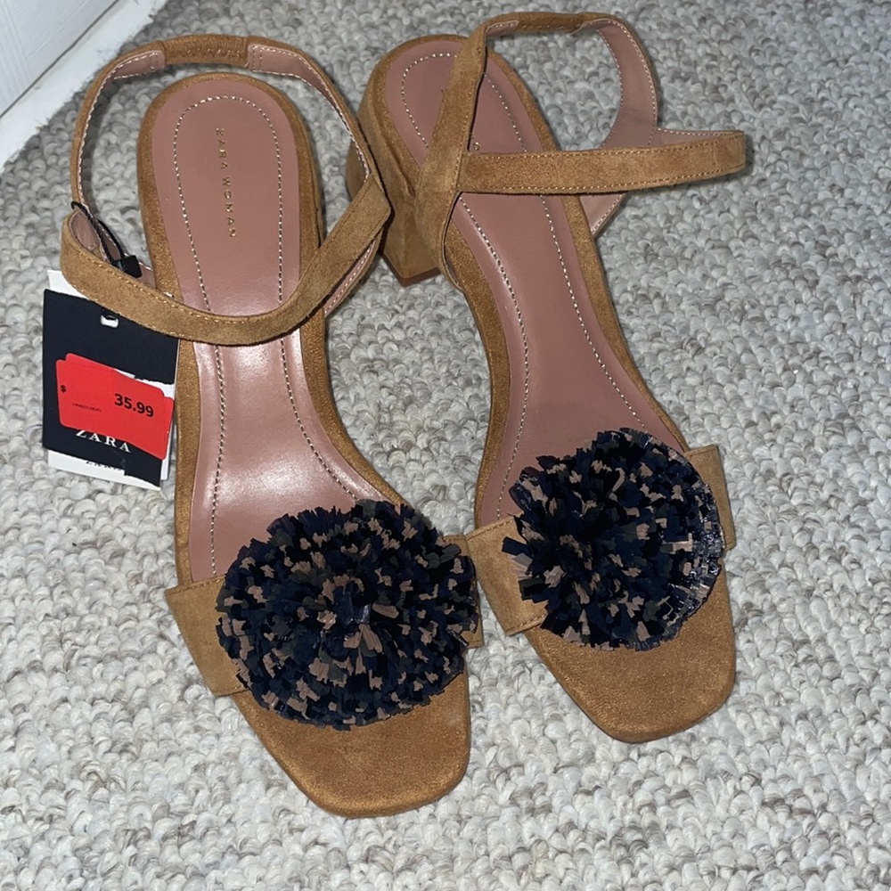 Zara Woman Tan Heels, Pom Detail MWT